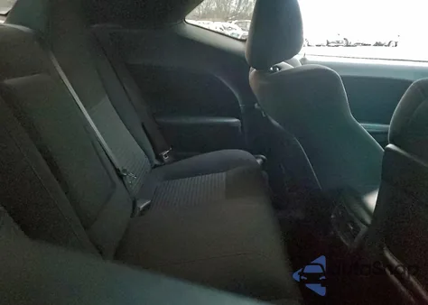 2022 Dodge Challenger Gt z USA, uszkodzony, nr VIN 2C3CDZJG9NH260809